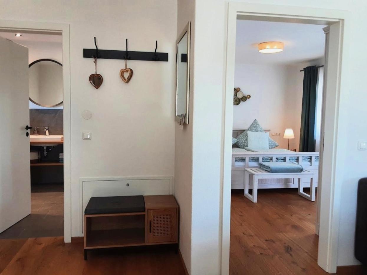 Ferienwohnung Poelzl Chieming Bagian luar foto